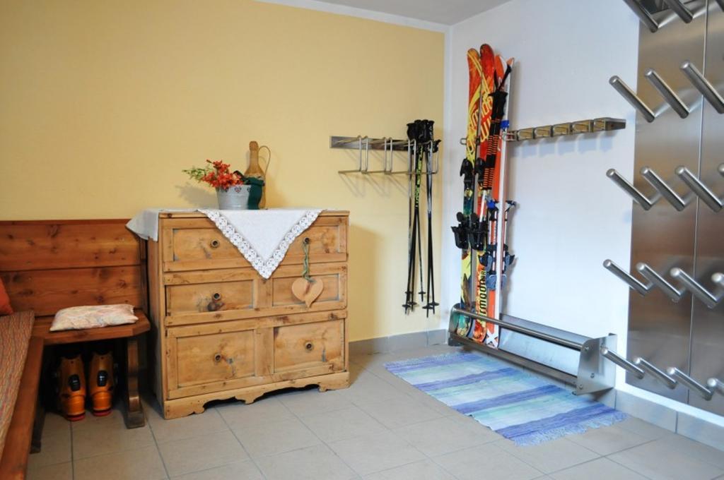 Appartements Kuprian Langenfeld Ruang foto